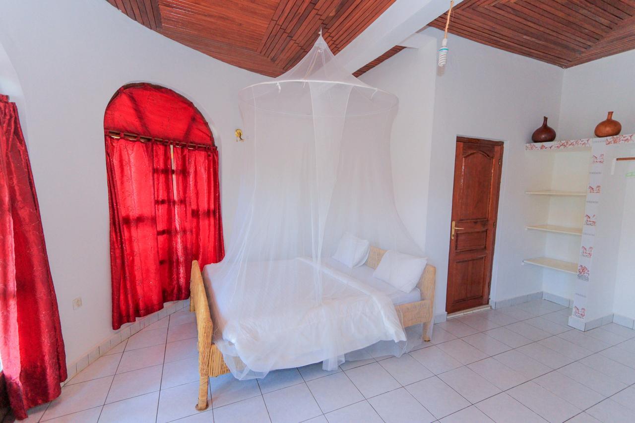เดอะ ปาล์ม บีช รีสอร์ต Hotel Gisenyi ภายนอก รูปภาพ