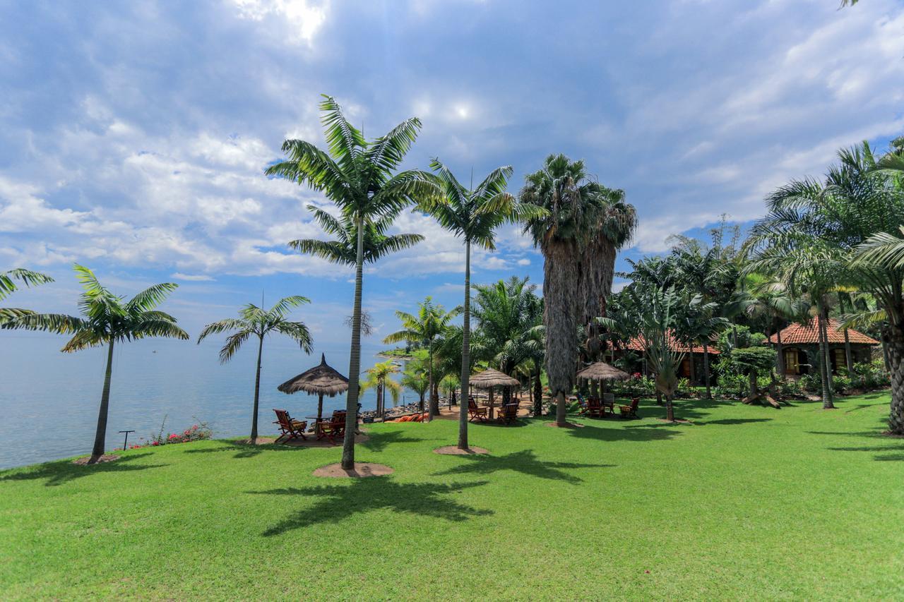 เดอะ ปาล์ม บีช รีสอร์ต Hotel Gisenyi ภายนอก รูปภาพ